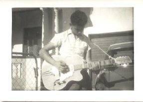 [m_calitz_guitar_circa1959b]